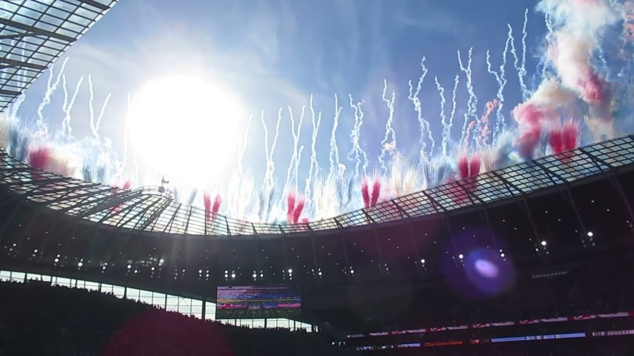 The National Anthems of the USA and UK sung by Brooke Eden and Jordan Harvey @ Tottenham Stadium