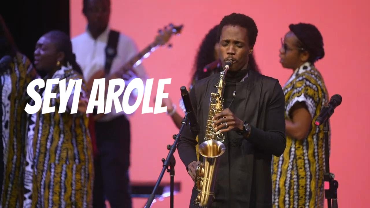 Seyi Arole at Worship His Majesty - God of wonders concert