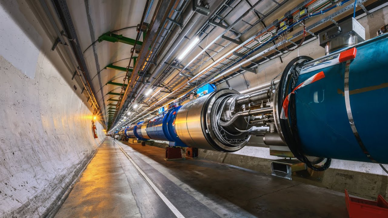 Exchanging LHC magnets at CERN