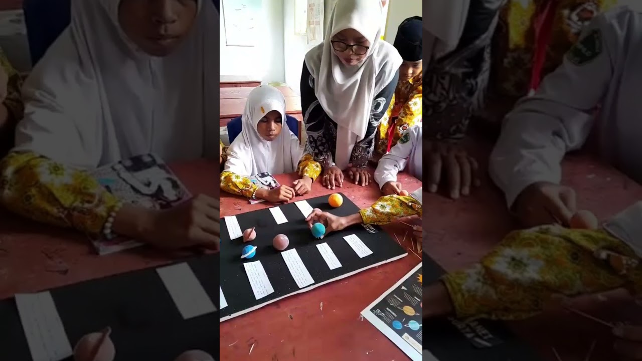 Praktikum Pembuatan Sistem Tata Surya Oleh Siswa Kelas 6 MIS Al Ansar Popilo