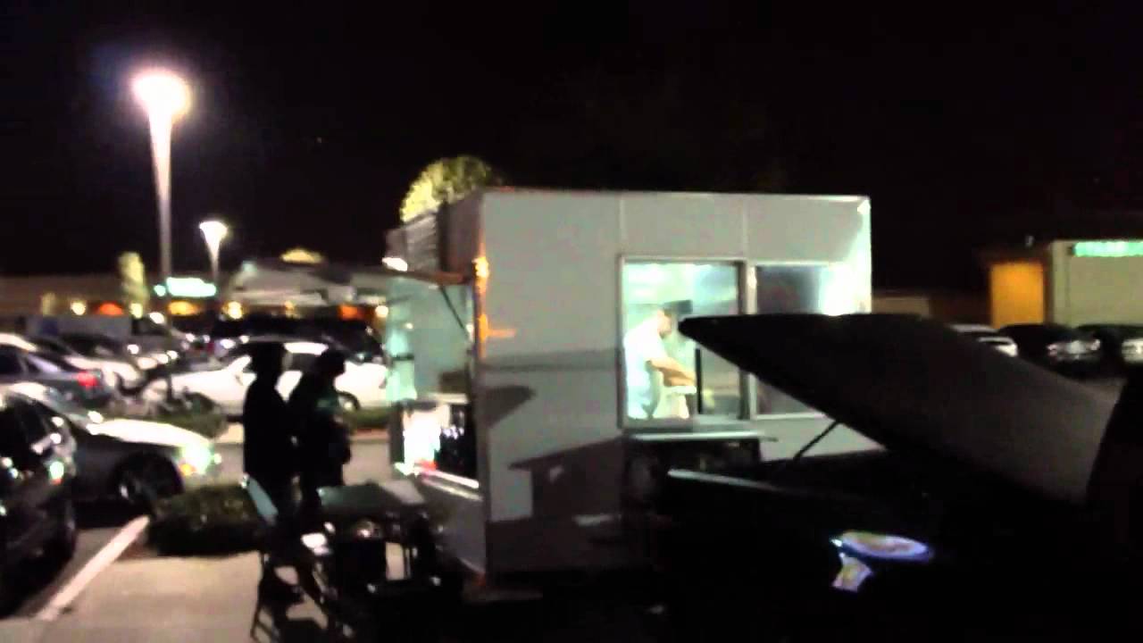 Call of Duty MW3 midnight release at GameStop