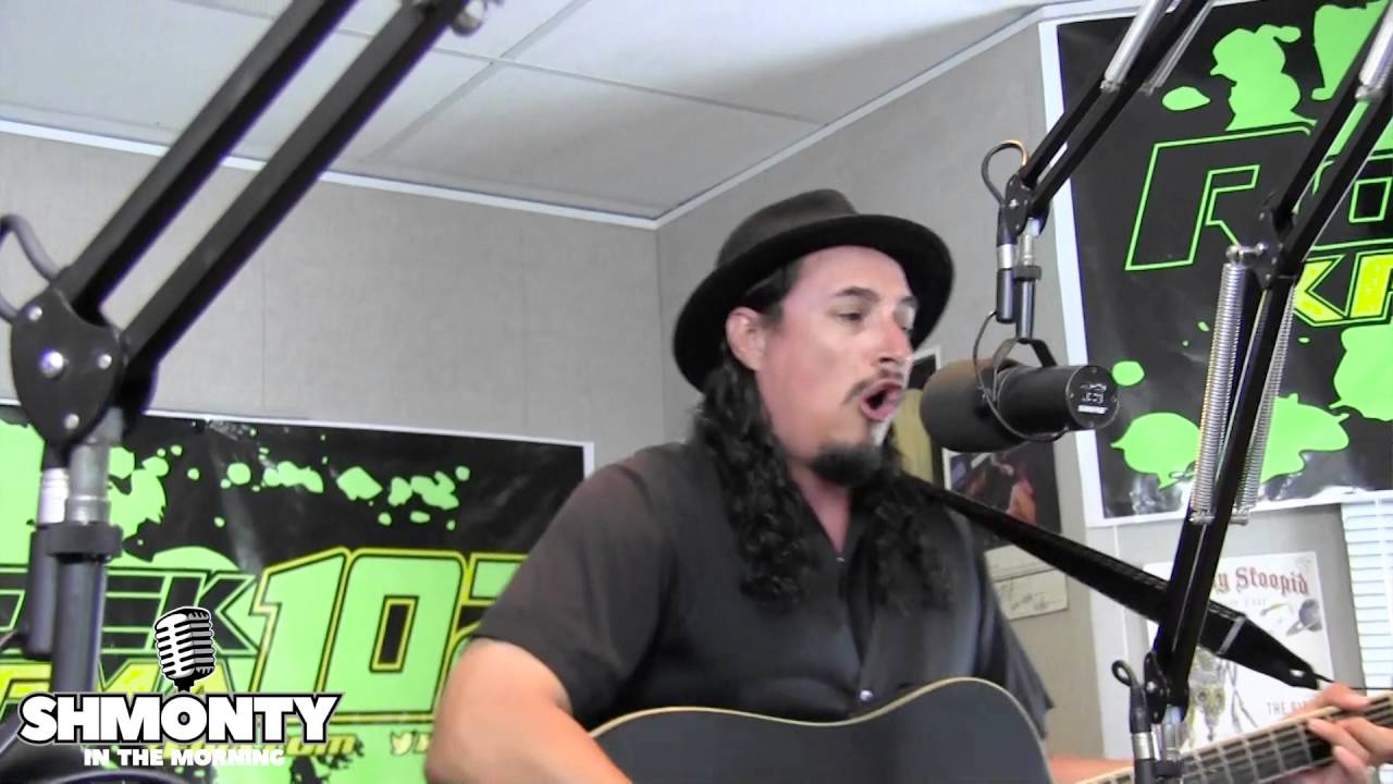 ROCK 102.1 KFMA TUCSON AND ACOUSTIC CARLOS ARZATE 
