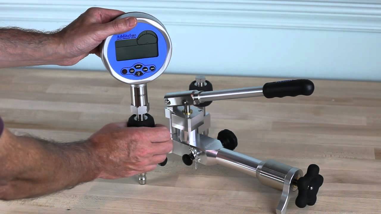 Additel ADT 914/916 Pneumatic Pressure Test Pump | Instrumart