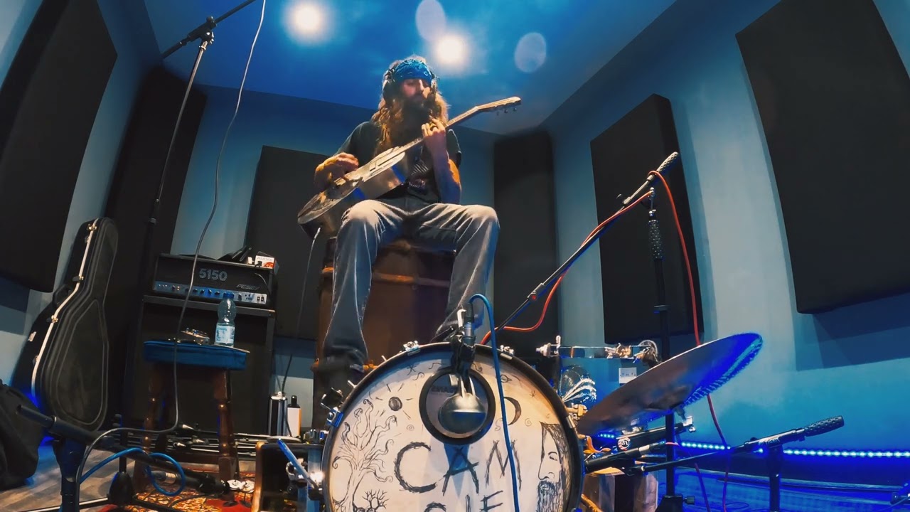 Cam Cole - Mule Resonator Guitar and Farmer Footdrums Jam