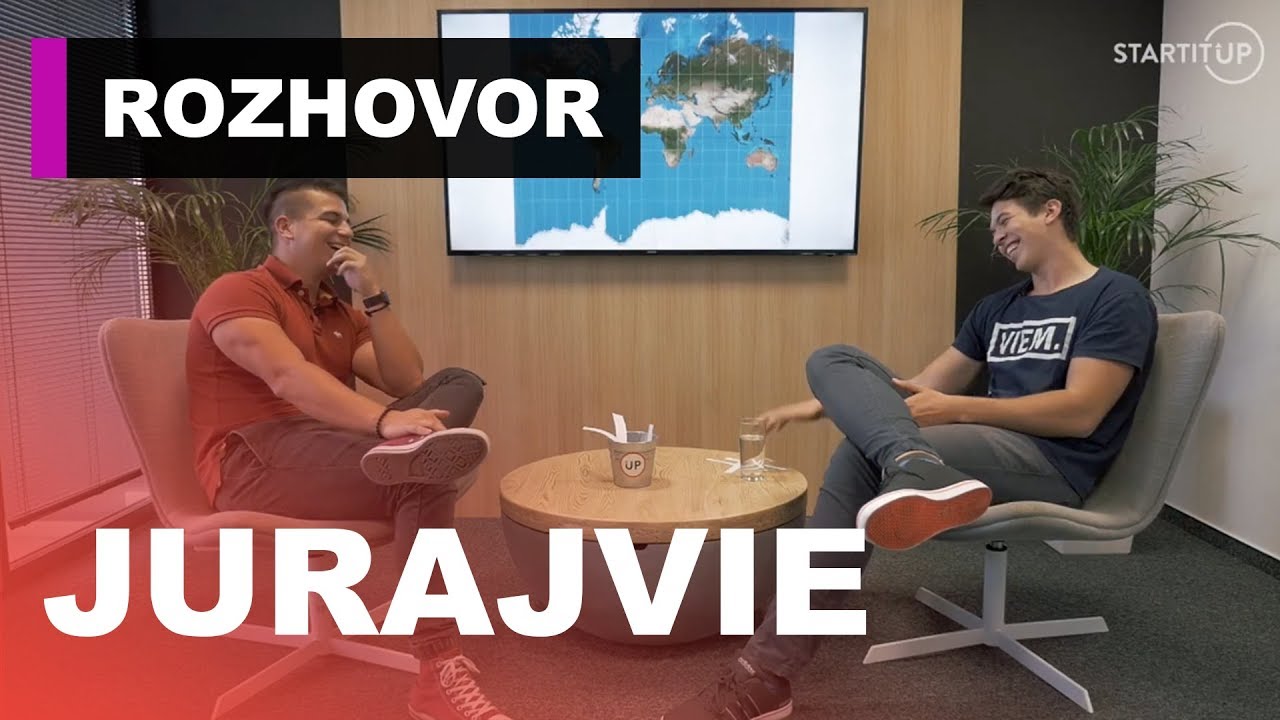 Slovensk&eacute; &scaron;kolstvo je hrozn&eacute;. Uč&iacute;me sa z učebnice z roku 1980 - BEZ V&Yacute;HOVORIEK