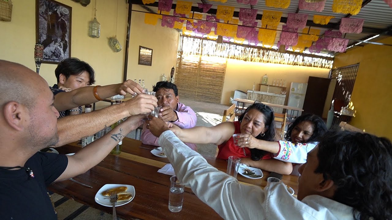 OAXACA SU COMIDA, SU CULTURA Y SUS MEZCALES (PARTE 1) ft. OPPAS COREANOS ☆ TRAGONES OAXAQUEÑOS