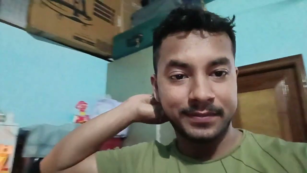 #radheradhe 🙏🙏#my #vlog📷 #funny #video #comedyshorts #Aarti ke sath Frank 🥳🥰🤪#familyvlog #my #new 