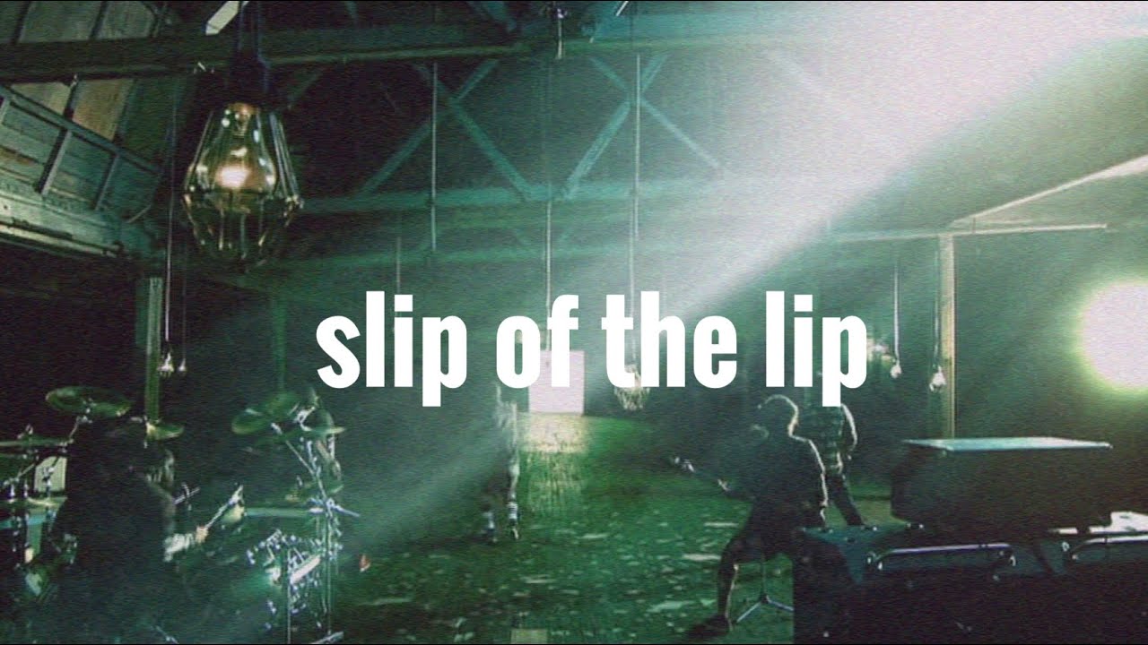 見つからなくたって僕はここにいる  FACT- Slip of the lip [和訳]