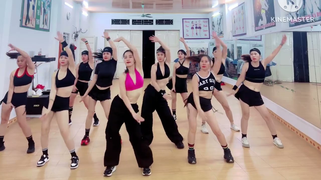 Aerobic Anh Đau Từ Lúc Em Đi Nhạc Phê Quá Anh Em Ơi