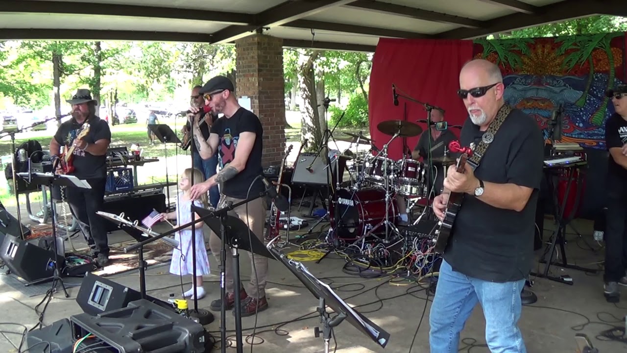 Blackberry Smoke - Six Ways To Sunday - Neighborhood Picnic Band 2018