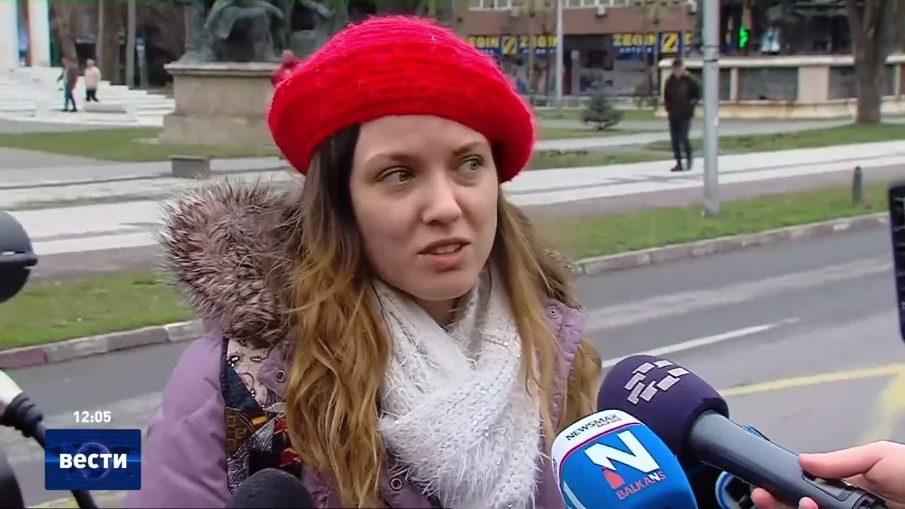 Работниците им го блокираат патот на пратениците до Собранието