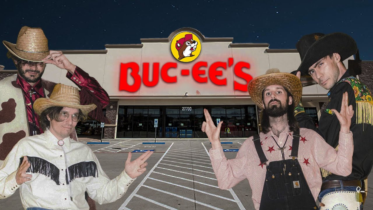 Ковбои совершили набег на магазин Buc-ee's в 3 часа ночи.
