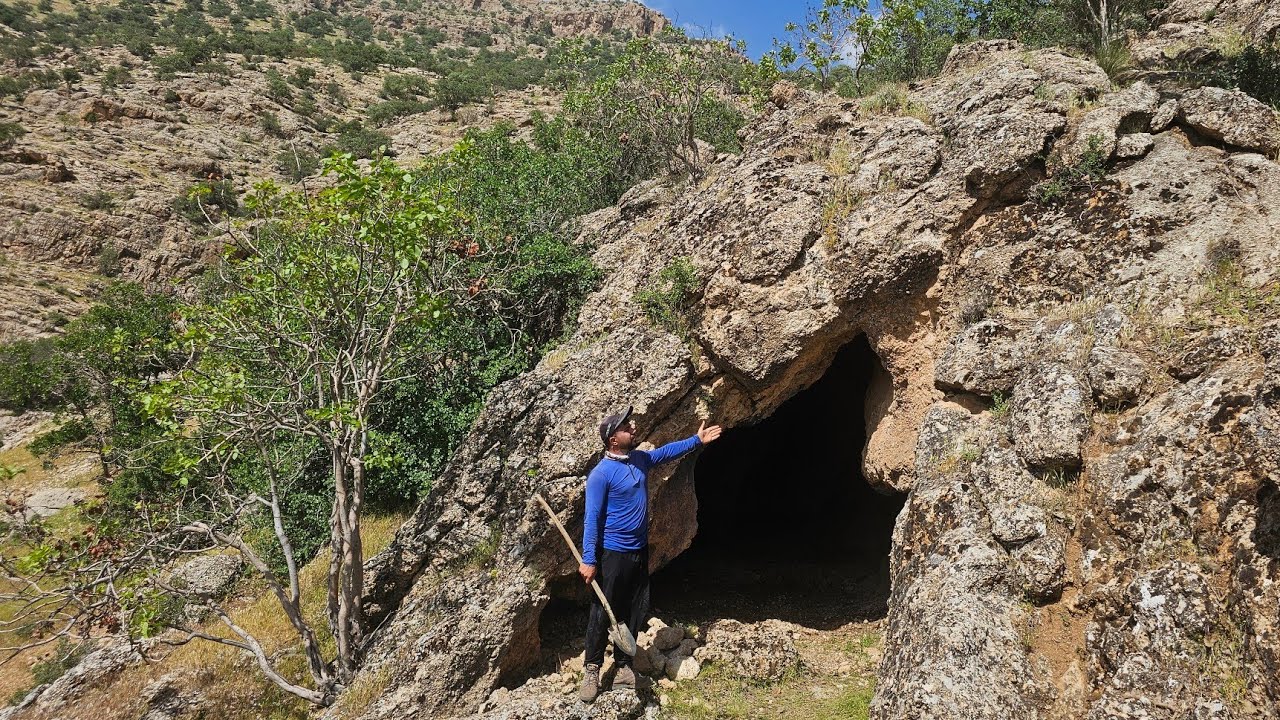  Building DIY shelter in a Cave | muddy stone  home