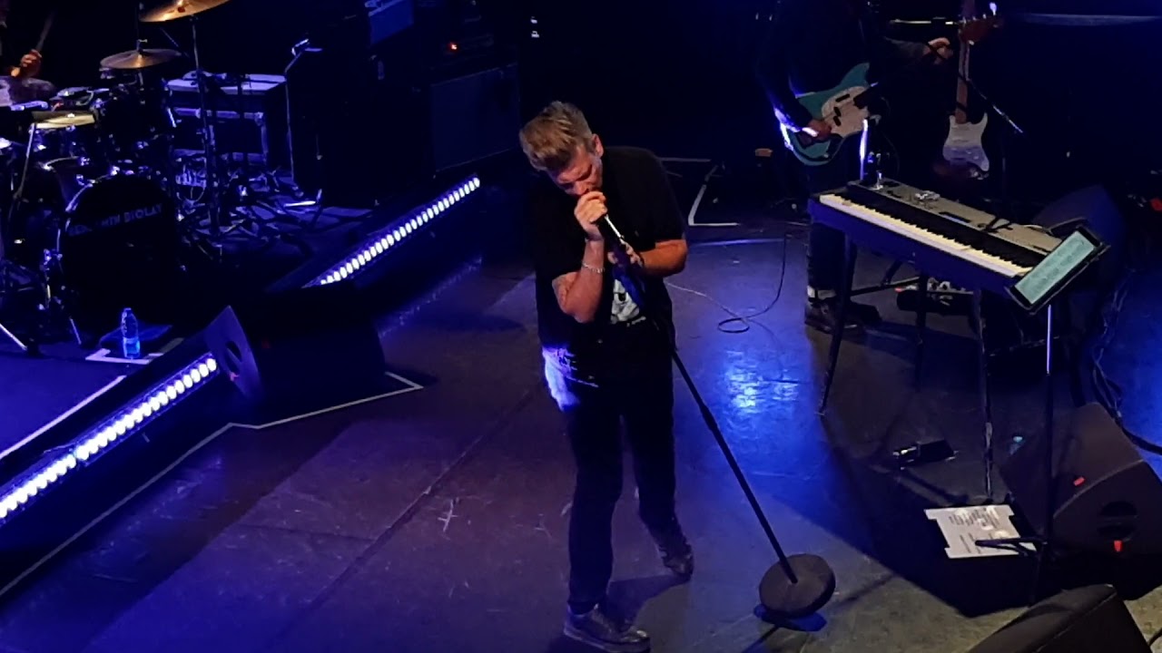 Visage Pâle ~ Benjamin Biolay @ Lille 16-09-2021