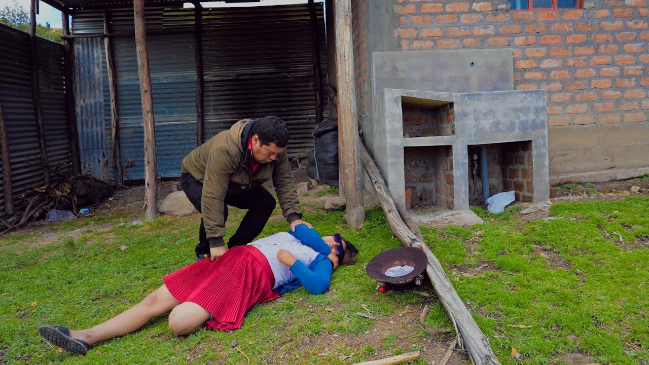 Se quedó ciega y fue vendida a un hombre para que sea esposa😭