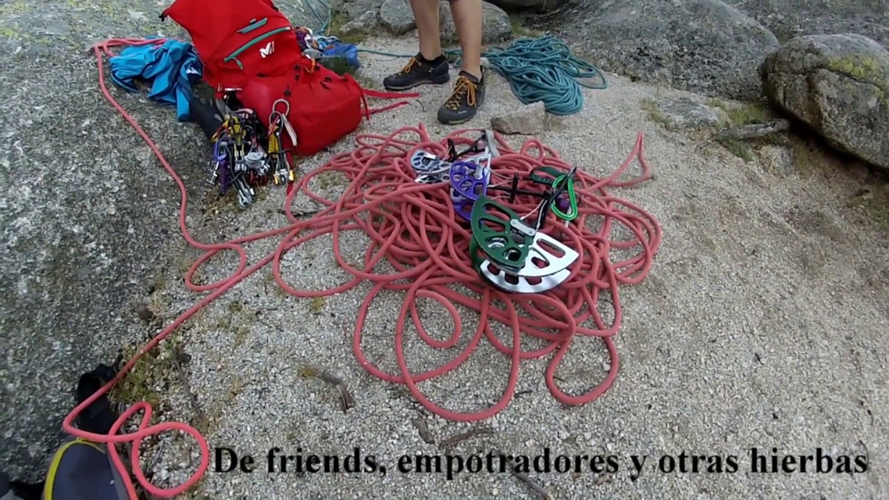 DE FRIENDS, EMPOTRADORES Y OTRAS HIERBAS