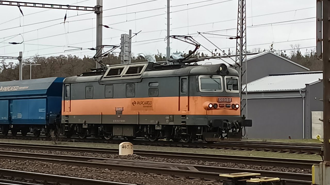 Rozjezd PKP CARGO hrbaté 130 049-0 z Hněvic 