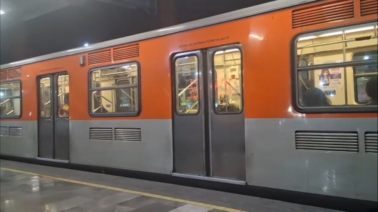 Viendo como se va un NM-02 y subiendonos en otro NM-02 yo y mi voz chistosa al subirnos XD