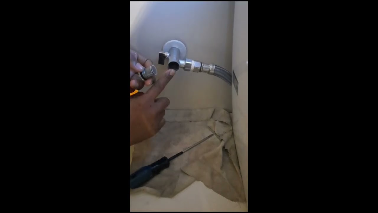 Pembersihan Filter Inlet Smart Closet