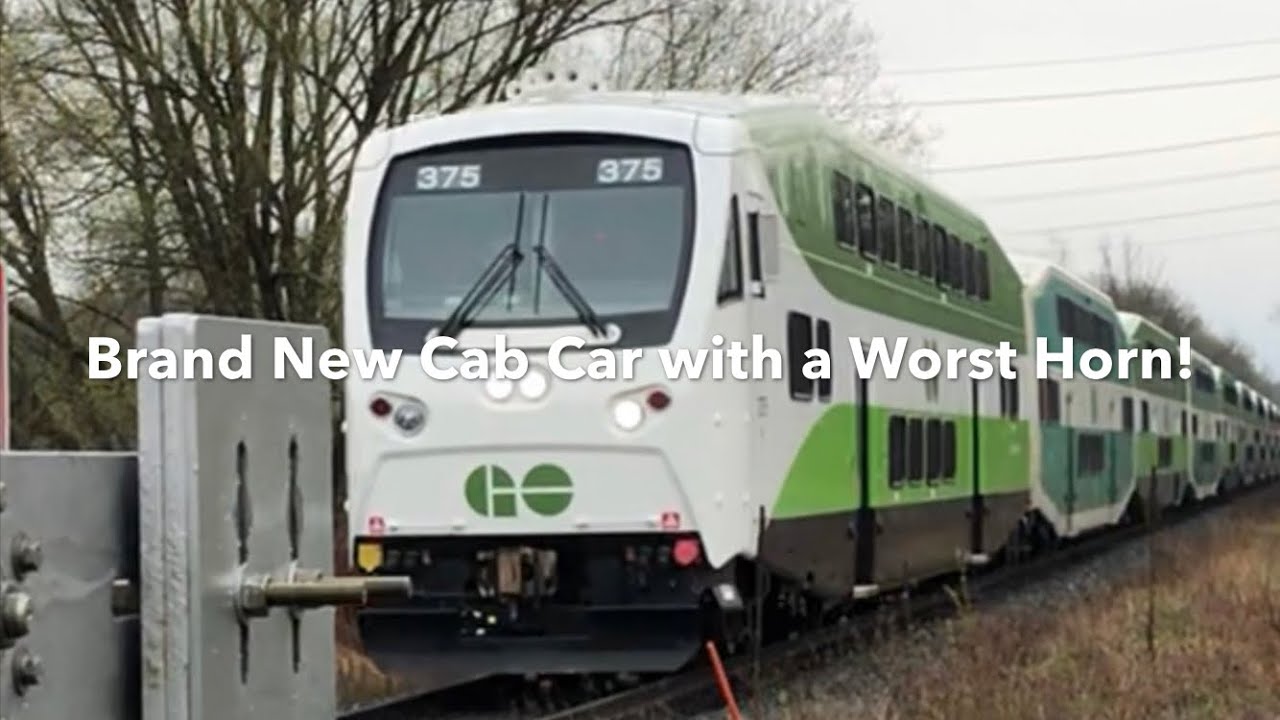 (Worst Train Horn) Brand New Go Transit Cab Car 375 and 646 At the Walkway Crossing in Newmarket
