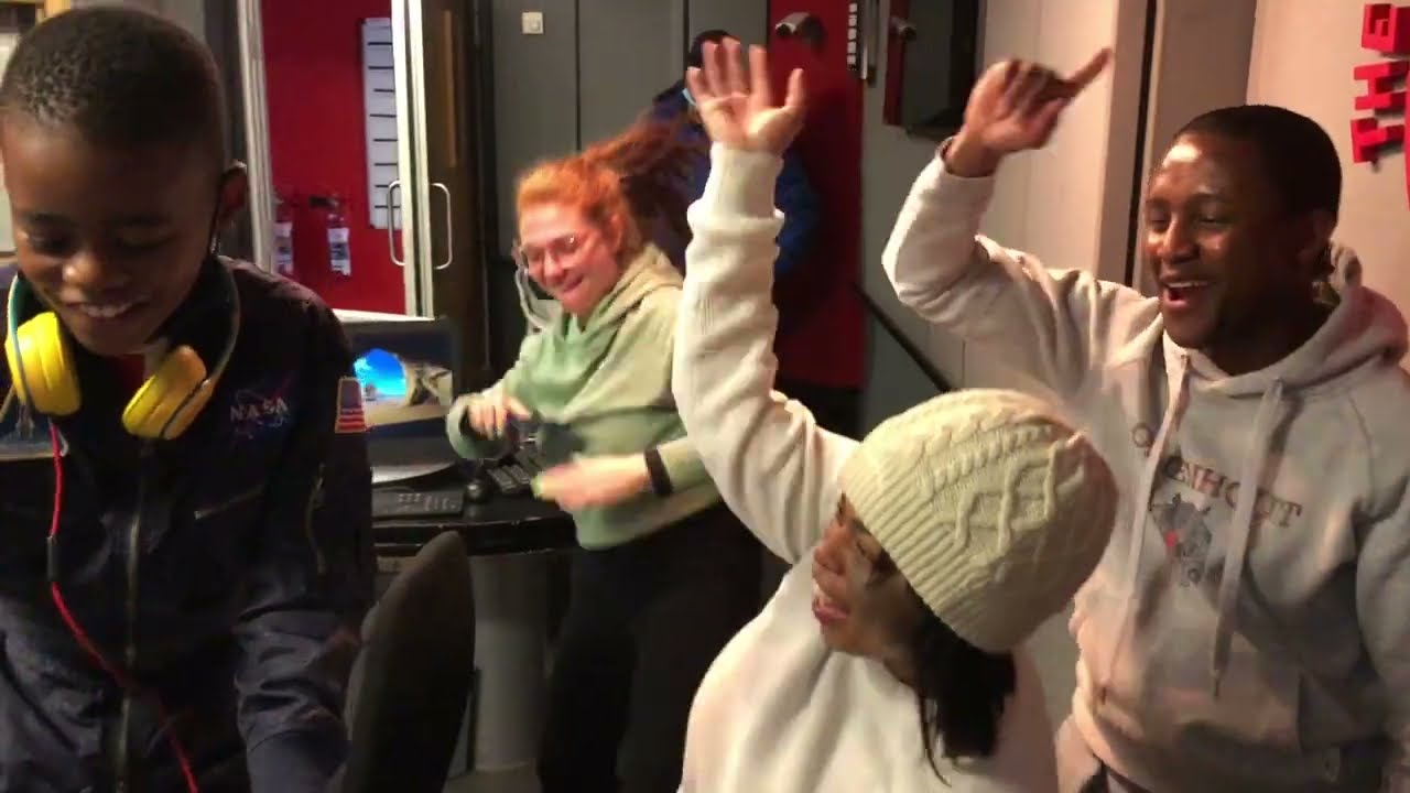 DJ Arch Jnr Rocking 5FM Weekend Breakfast Show.