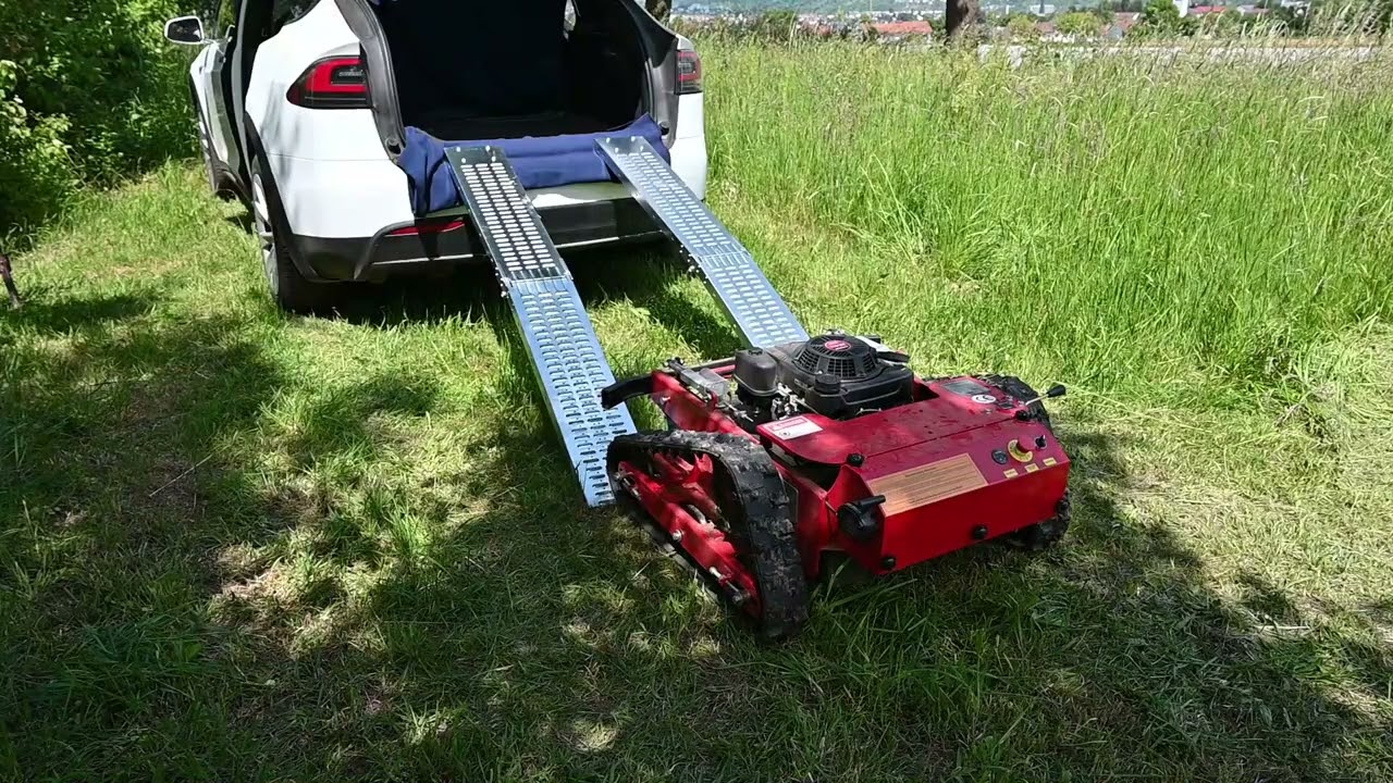 Hybrid Raupenmäher, Ferngesteuert