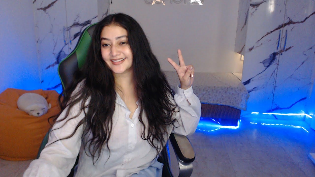Reaction nd Games😉 |reaction |sumo |girlgamer |valorant