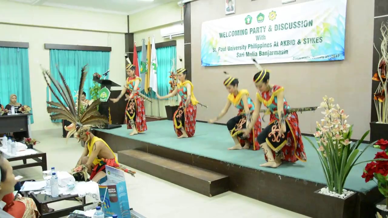 TARI MANDAU TALAWANG MAHASISWA AKBID DAN STIKES SARI MULIA BANJARMASIN