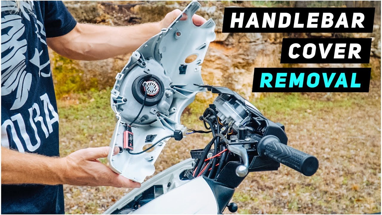2013+ Piaggio Fly - Headlight / Handlebar Covers Removal (complete tutorial) | Mitch's Scooter Stuff