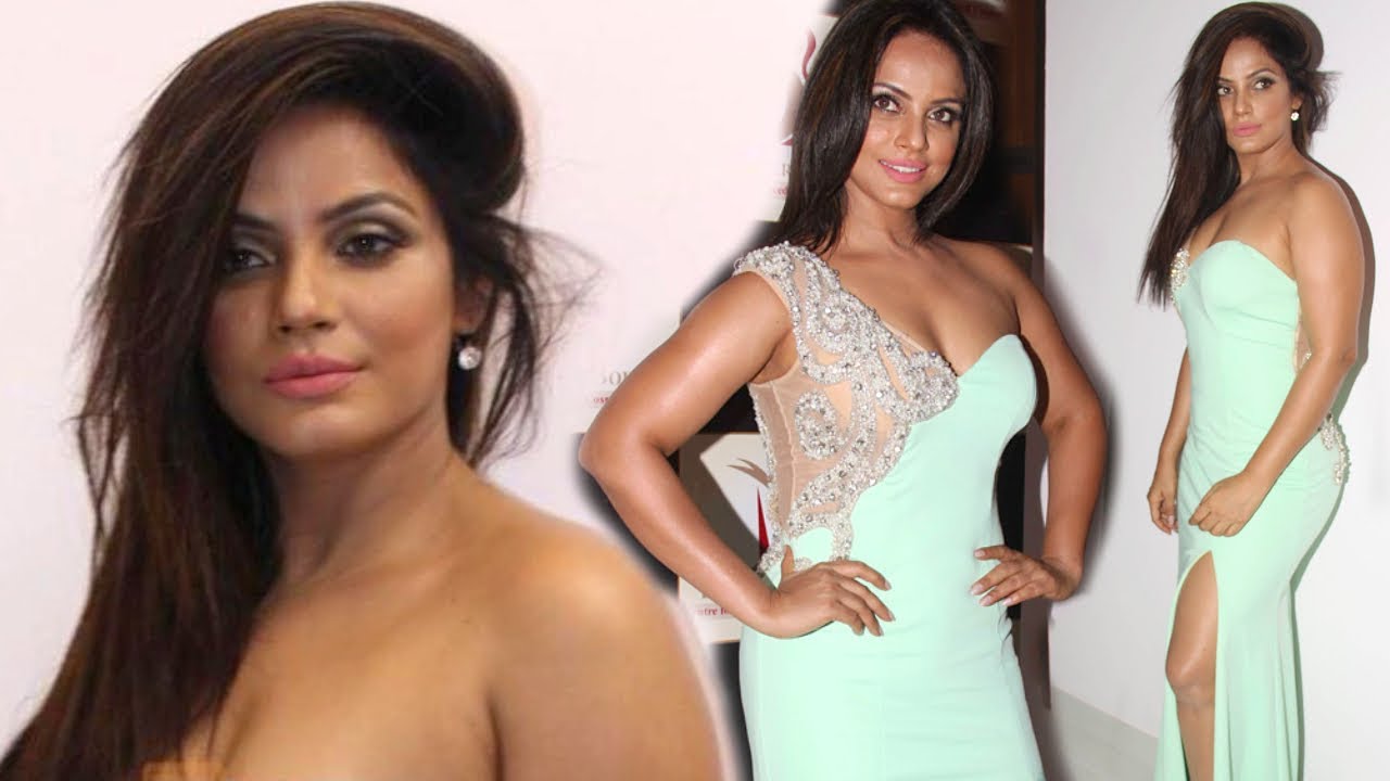 Neetu Chandra OFF SHOULDER Gown At An Inauguration | Bollywood Rewind
