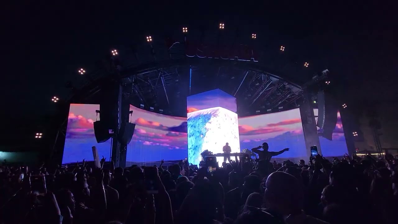 DAVID GUETTA : FOREVER YOUNG (USHUAIA IBIZA 2025)