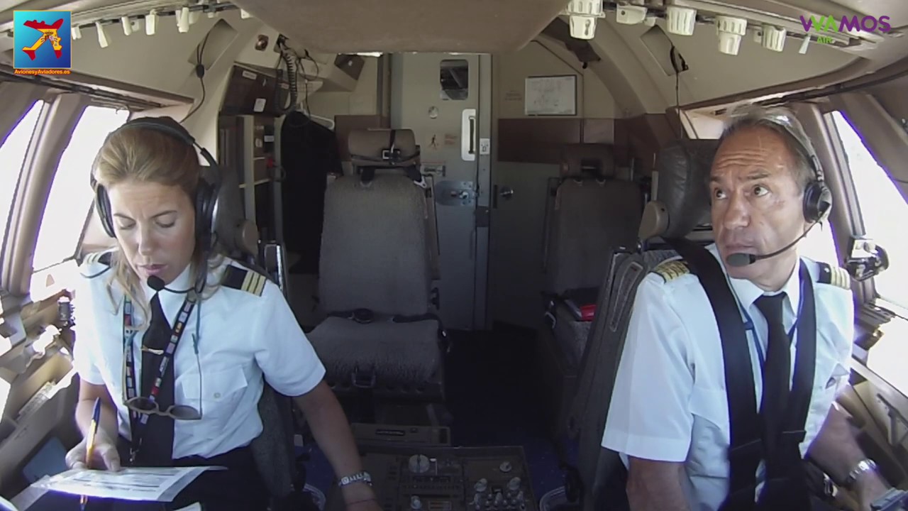 Disfruta de un 747 español: ¡el capitán Victoriano y el copiloto Barbara! - AvionesyAviadores.es