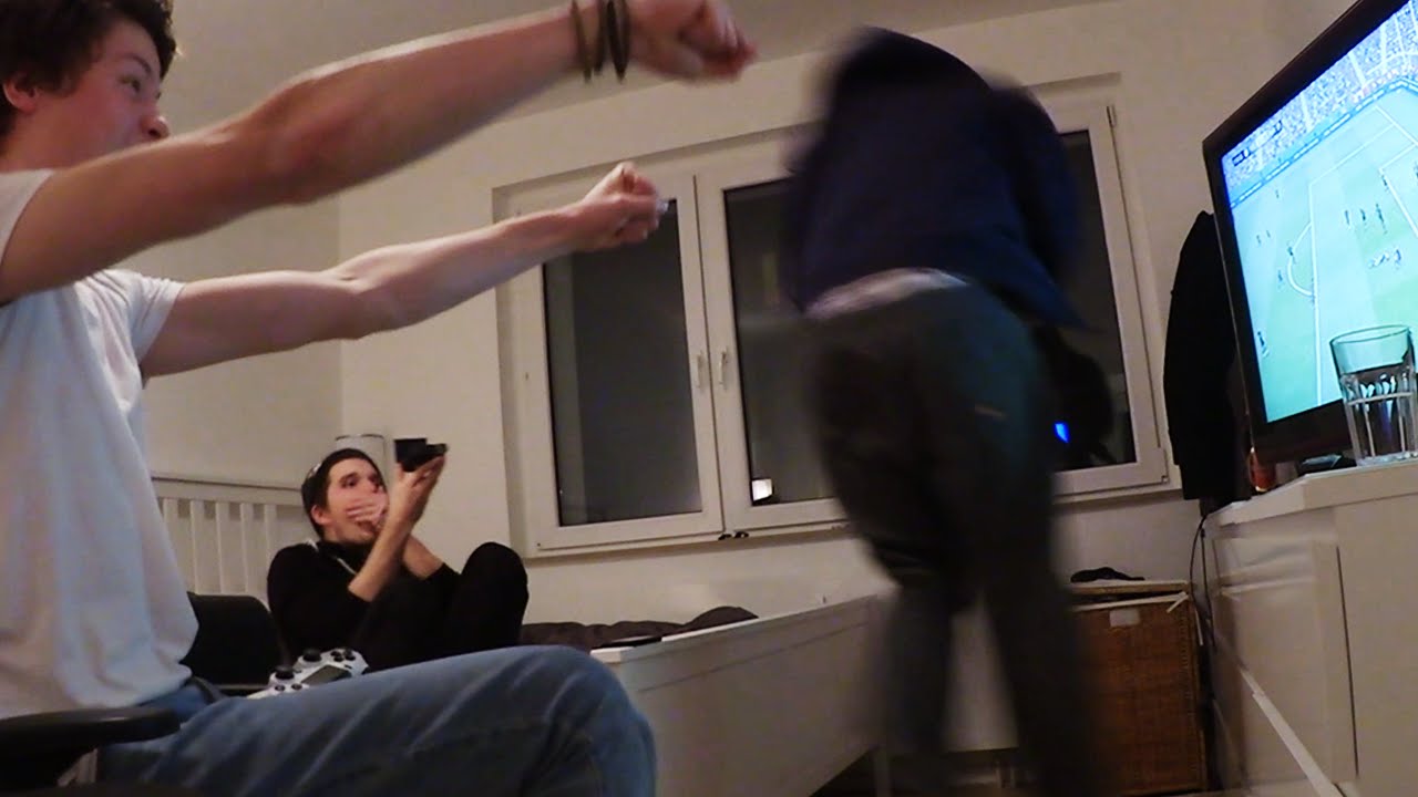 Ein Tag im YouTube Haus! | Dner