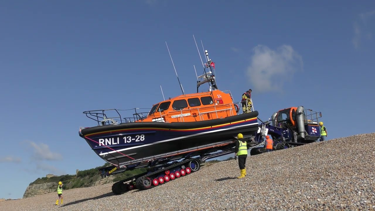 Hastings RNLI Lifeboat Launch 6th Aug 2023