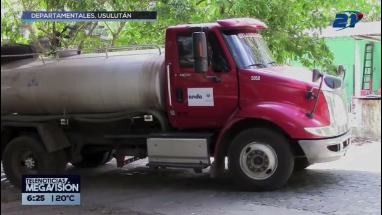 Comunidad estudiantil de Santiago de María reportan falta de agua. GMV