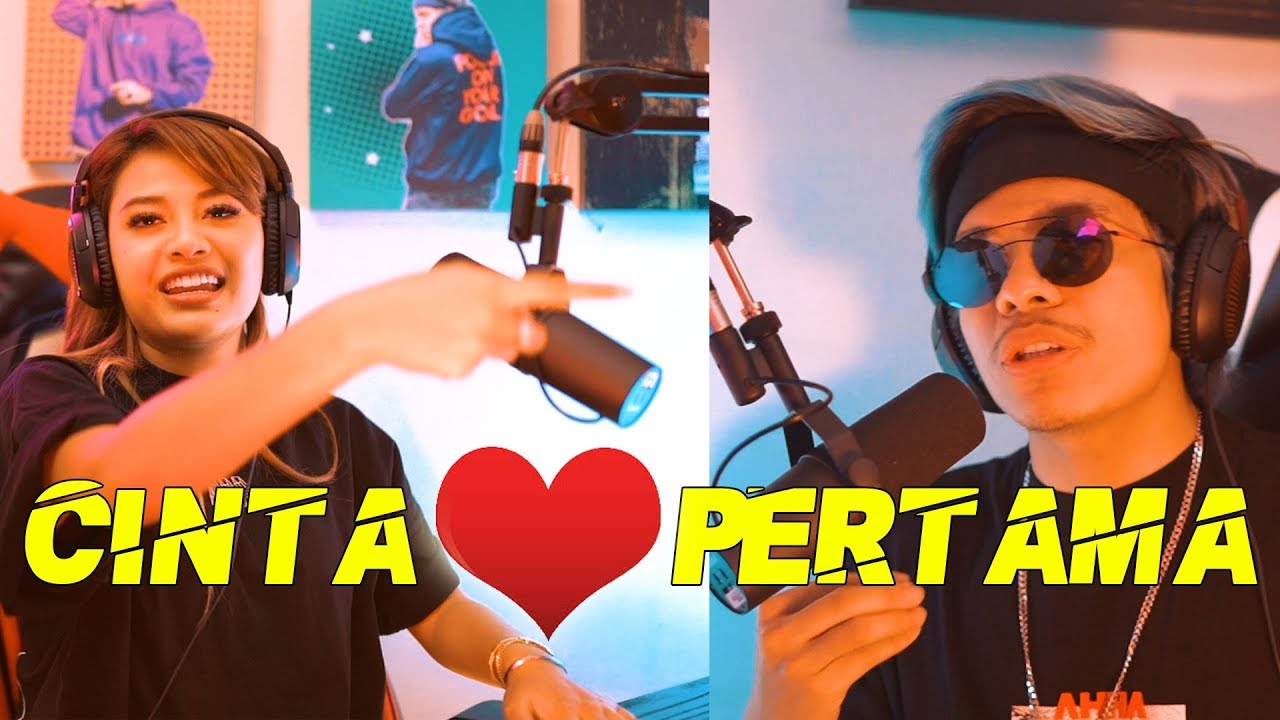 CINTA PERTAMA.