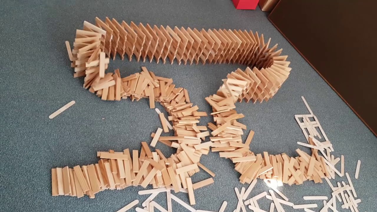 Kinetic Chain Reaction (Kapla, Stick Bomb, Rubber Bands)