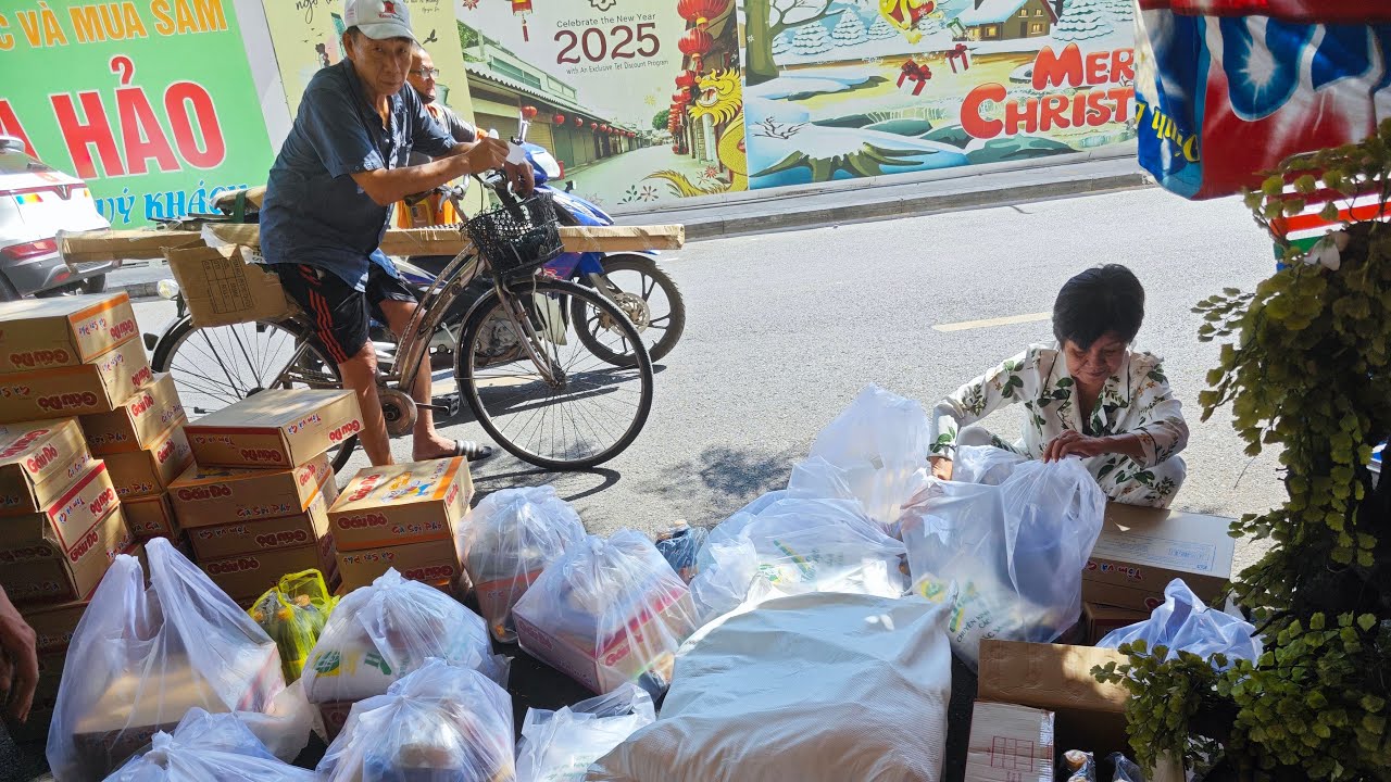 Gieo duyên 31 phần quà cho bà con ngày rằm tháng 12