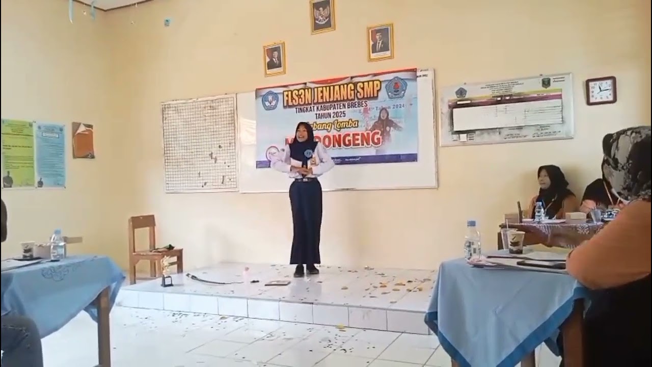 JUARA 1 MENDONGENG FLS3N TINGKAT KABUPATEN 'GENDIS A.K' yg berjdul 'Amri sianak gembala'#karyaBENING