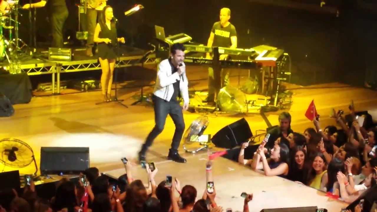 Kenan Doğulu - Melbourne, Australia concert (Rütbeni Bilicen)
