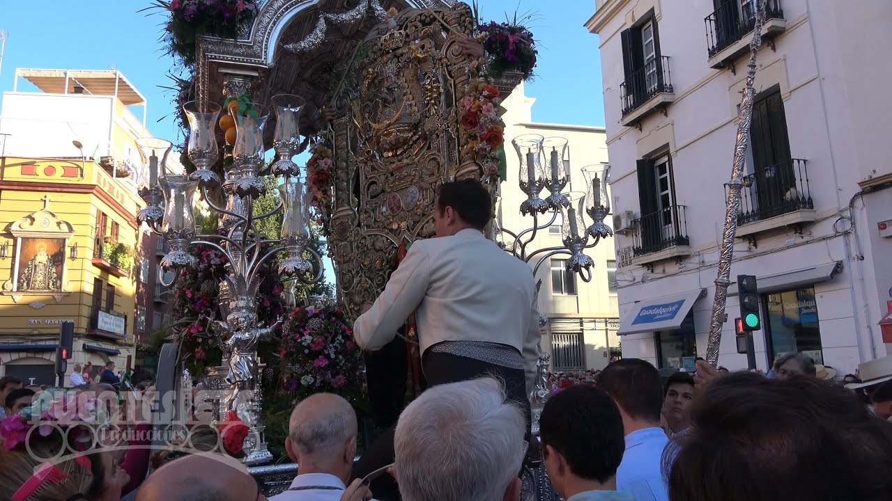 Salida de la Hermandad del Rocío de Triana 2024.