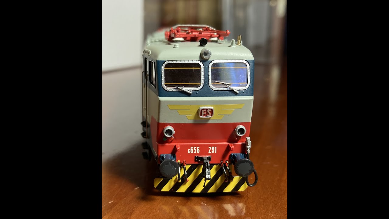 E656 291 ACME con Intercity da 600 ton.