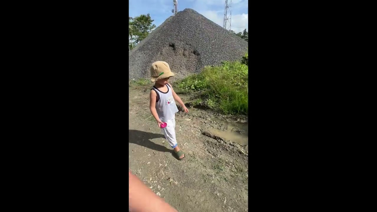 MASON AND MALIK BUG HUNTING VLOG