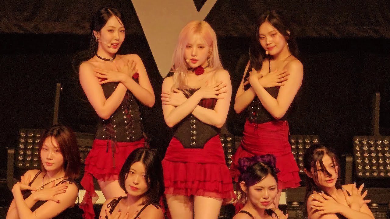 VIVIZ (비비지) in 4K - KILLIN' IT 👇 IN PITTSBURGH #412_7 - V.HIND LOVE & TEARS TOUR - JULY 22 2024