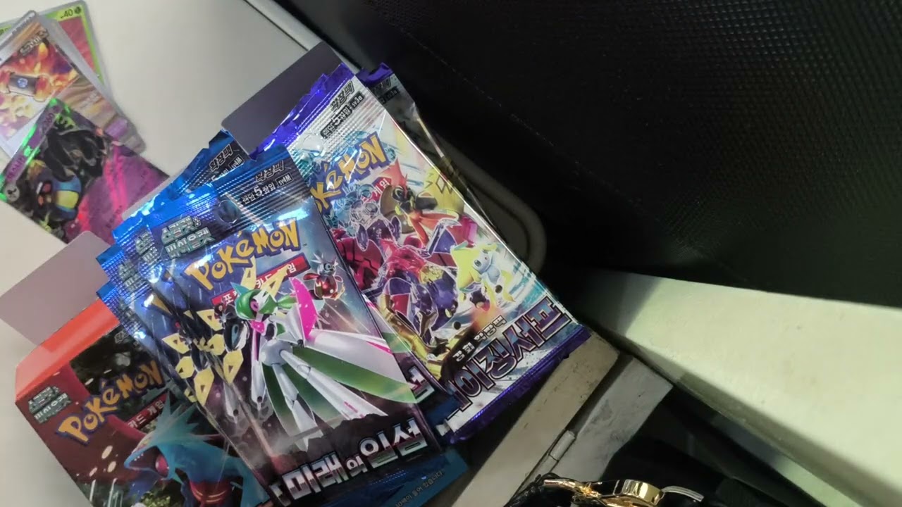 Pokemon Ancient Roar, Future Flash and Raging Surf (Korean) box break