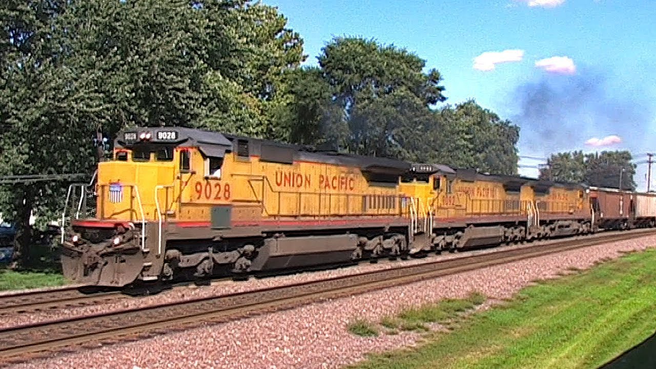 Chicago, IL and WI trains 2006 - Rochelle (part 2)