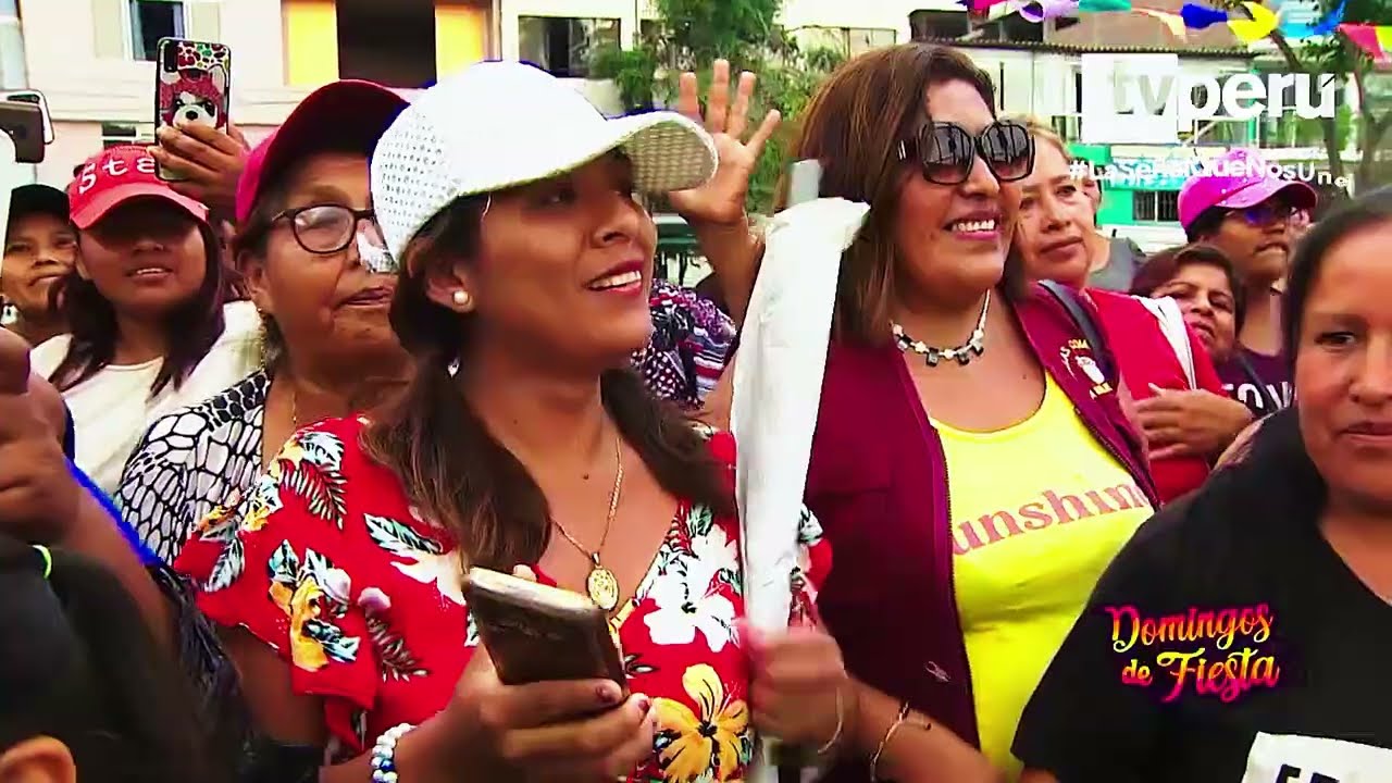 Dilbert Aguilar Y Orquesta La Tribu - Mix Marilú  (DOMINGOS DE FIESTA 2023)