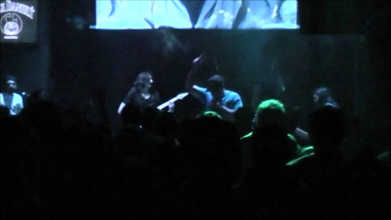 &Alpha;&rho;&tau;έ&mu;&eta;&sigmaf;-Supreme team live@Koo-Koo Bar