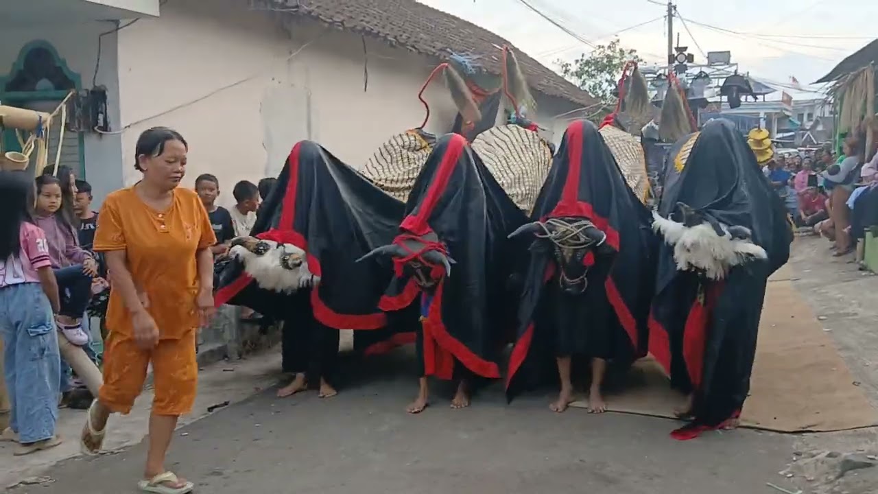 Njogetan bantengan putro singo manggolo