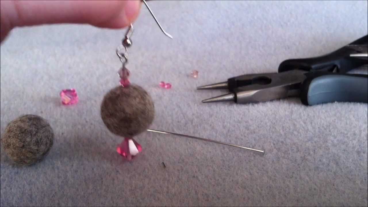 ~Tutorial: easy felt & crystal earrings~